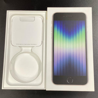 【全額返金保証】【最速発送】Apple iPhone iPhone SE（第3世代） 128GB スターライト docomo 白ロム 動作確認済 79%