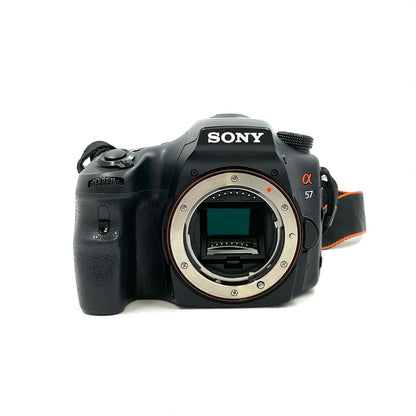 【最速発送】Sony デジタル一眼 α57 SLT-A57 ボディ ブラック【難有】