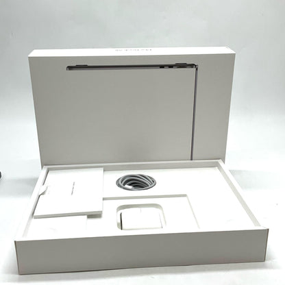 【全額返金保証】【最速発送】Apple MacBook Air 13インチ 2022 Apple M2 8GB 256GB スペースグレイ 99% 美品 動作確認済