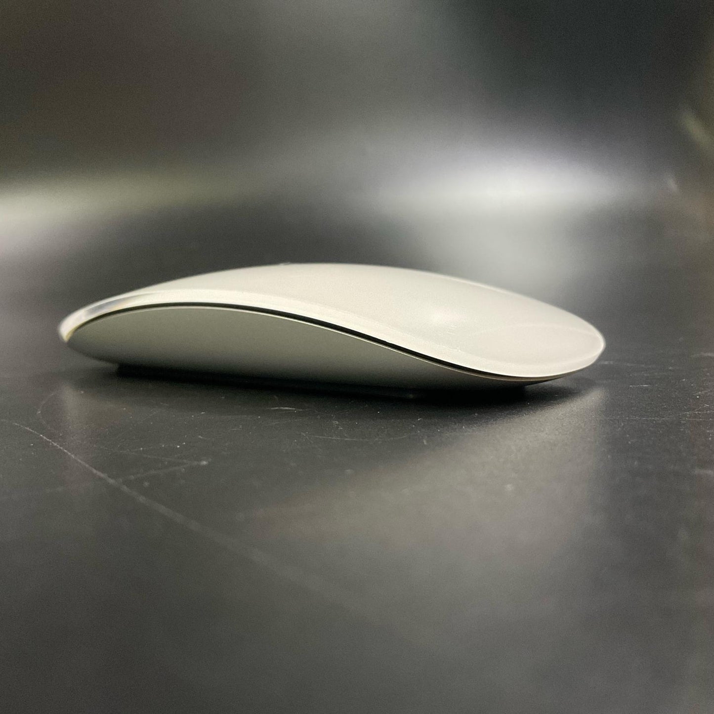 【全額返金保証】【最速発送】Apple Magic Mouse 2 MLA02J/A 超美品 動作確認済