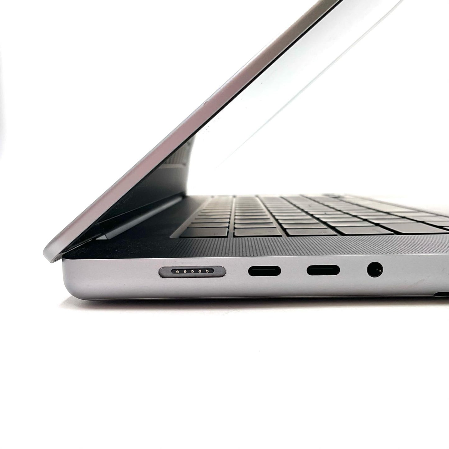 【全額返金保証】【最速発送】Apple MacBook Pro 16インチ 2021 M1 Max 10コア 32GB 1TB スペースグレイ 96% 動作確認済