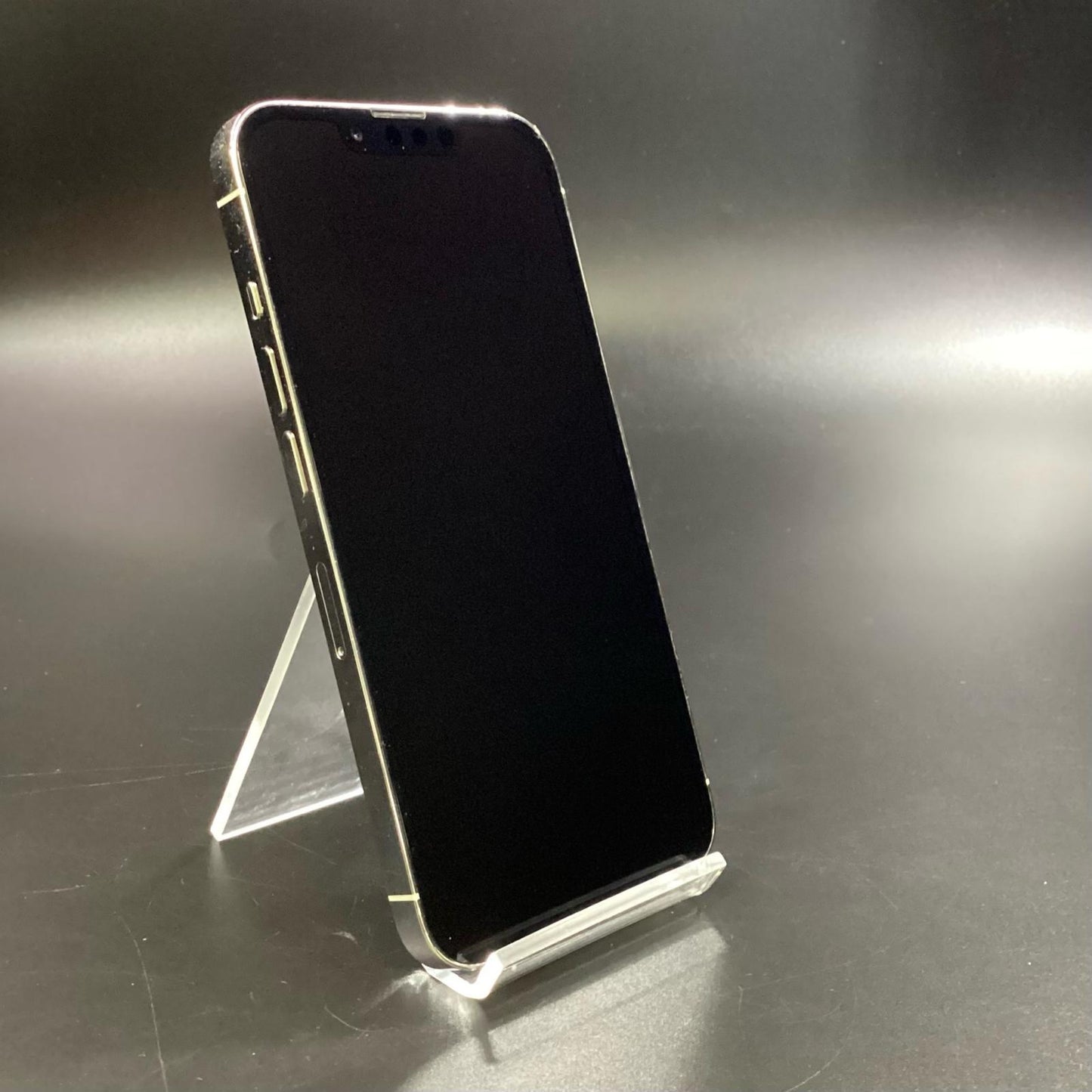 【全額返金保証】【最速発送】Apple iPhone iPhone 13 Pro 512GB シルバー docomo 白ロム 動作確認済 70%