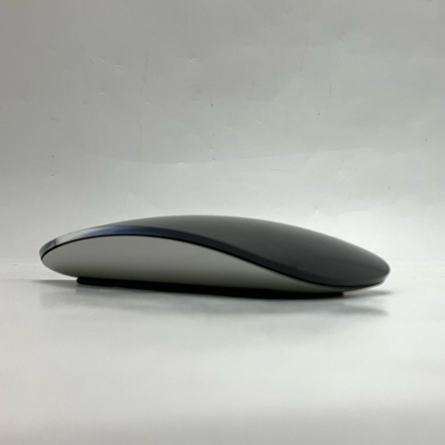 【全額返金保証】【最速発送】Apple Magic Mouse 2 ブラック MMMQ3J/A A1657 美品 動作確認済