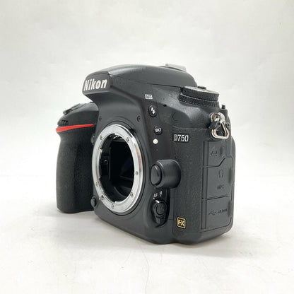 【最速発送】Nikon デジタル一眼 D750 ボディ ブラック【難有】