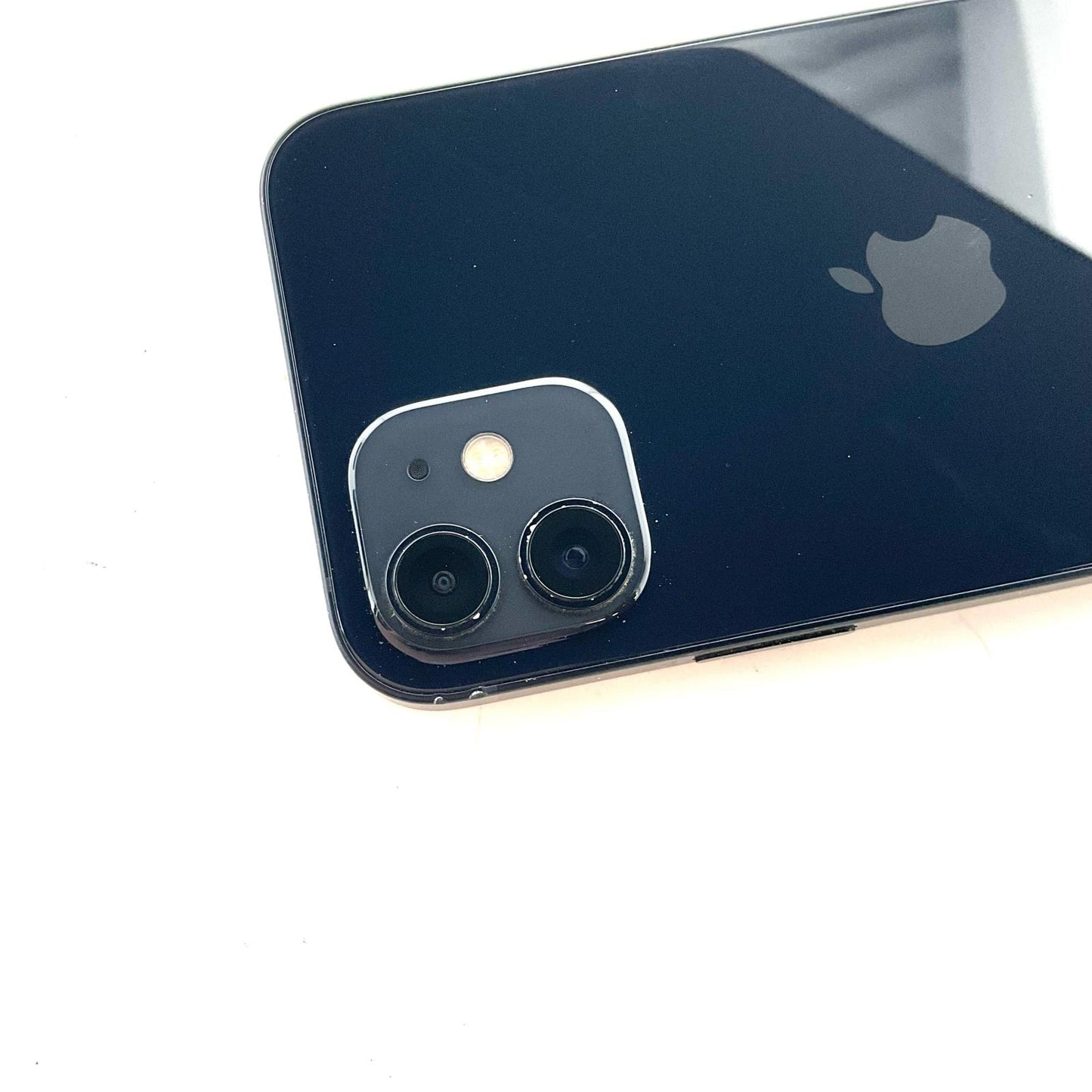 【全額返金保証】【最速発送】Apple iPhone iPhone 12 64GB ブラック Softbank SIMフリー 白ロム 動作確認済 77%