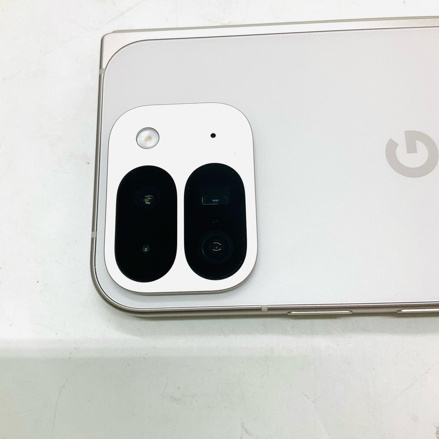 【全額返金保証】【最速発送】Google Pixel 9 Pro Fold 256GB Porcelain SIMフリー GC15S 白ロム 美品 動作確認済