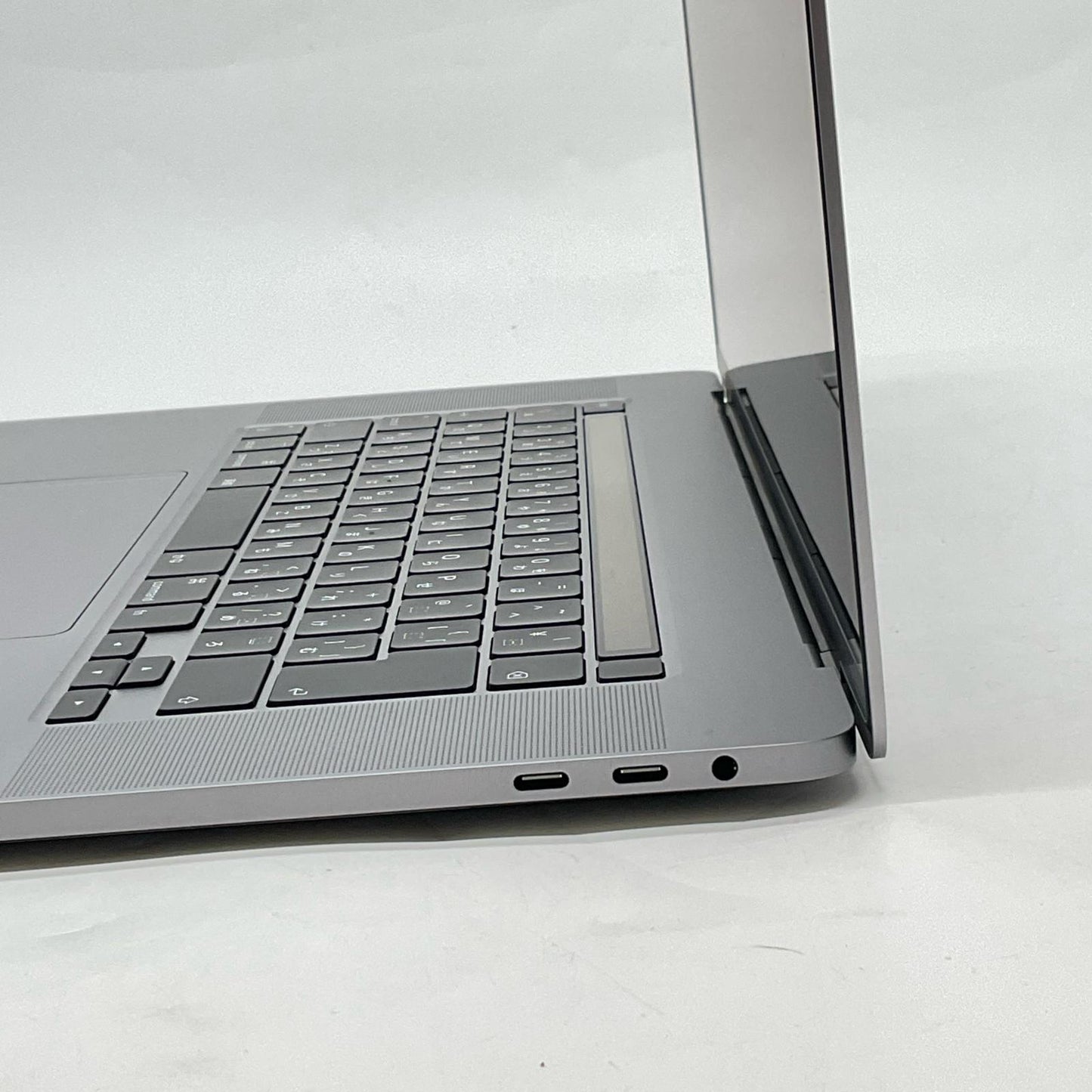 【最速発送】Apple MacBook Pro 16インチ 2019 8コア intel core i9 16GB 1TB スペースグレイ【難有】