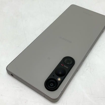 【全額返金保証】【最速発送】Sony Xperia 1 V 512GB Platinum Silver SIMフリー XQ-DQ44 白ロム 超美品 動作確認済
