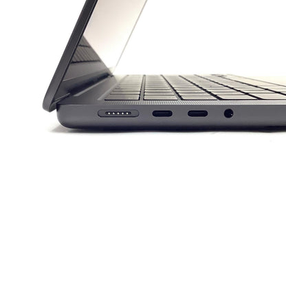【全額返金保証】【最速発送】Apple MacBook Pro 14インチ Apple M5 24GB 512GB スペースブラック 100% 超美品 動作確認済