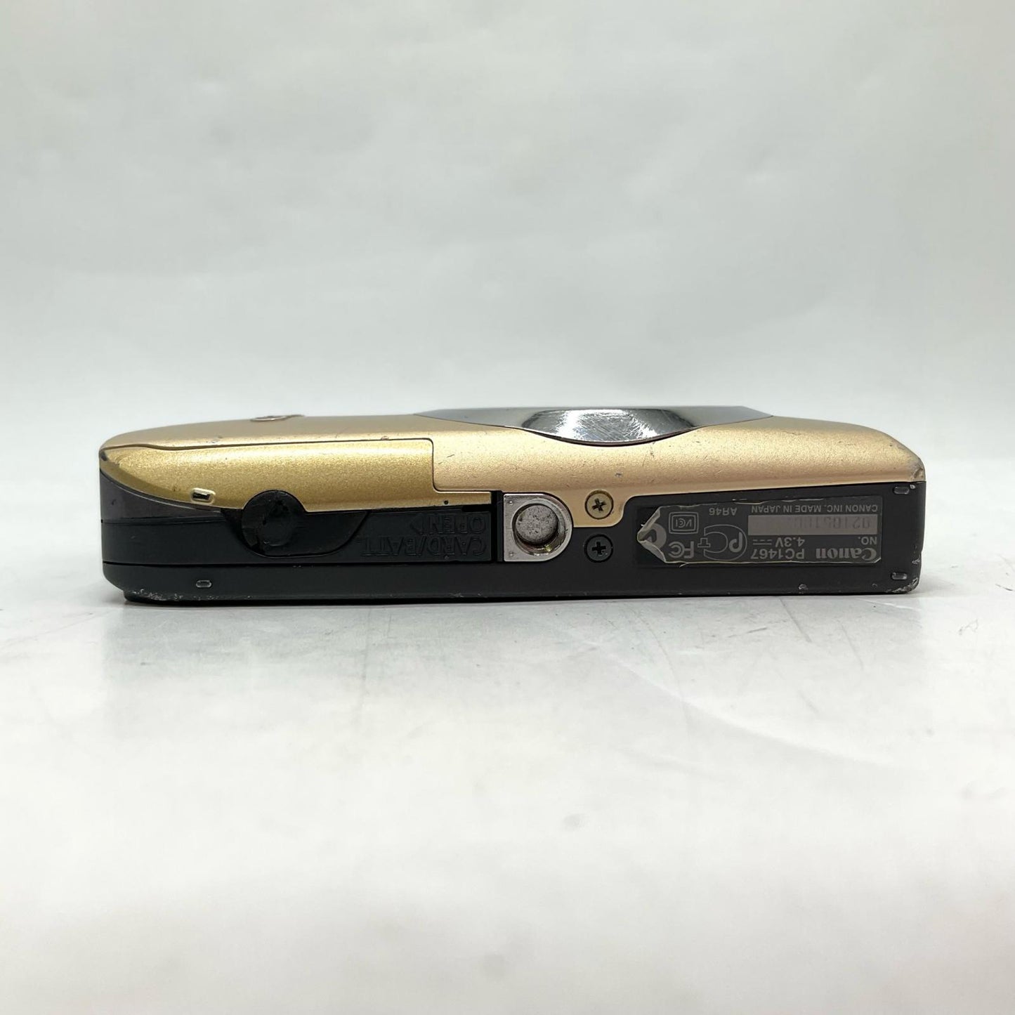 【最速発送】Canon コンパクトデジタルカメラ IXY 10S【難有】