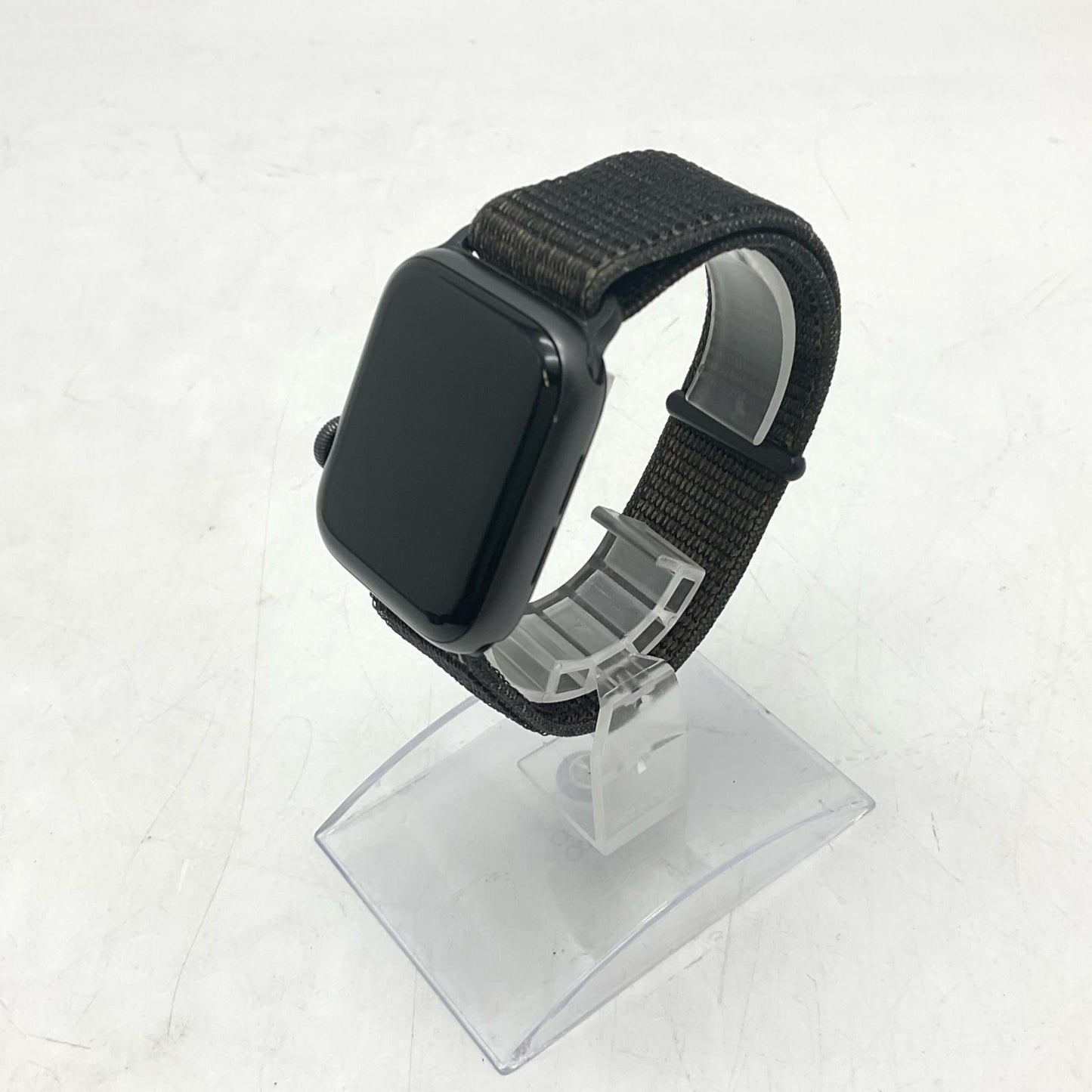 【全額返金保証】【最速発送】Apple Watch SE Nike 第1世代 アルミニウム 40mm GPS+Cellular 白ロム 76% 動作確認済