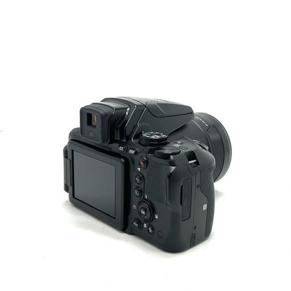 【全額返金保証】【最速発送】Nikon コンパクトデジタルカメラ COOLPIX P900 [ブラック] 超美品 動作確認済