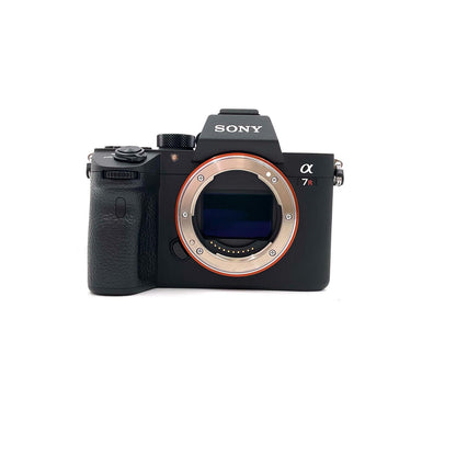 【全額返金保証】【最速発送】Sony デジタル一眼 α7R III ILCE-7RM3 ボディ ブラック 美品 動作確認済