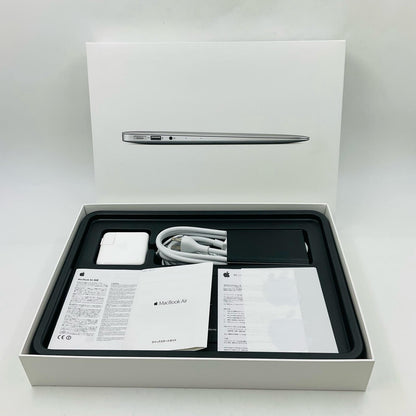 【全額返金保証】【最速発送】Apple MacBook Air 13インチ 2015 1.6 GHz intel core i5 8GB 256GB シルバー 81.6% 動作確認済