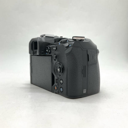 【全額返金保証】【最速発送】OM SYSTEM デジタル一眼 OM-1 Mark II ボディ ブラック 美品 動作確認済