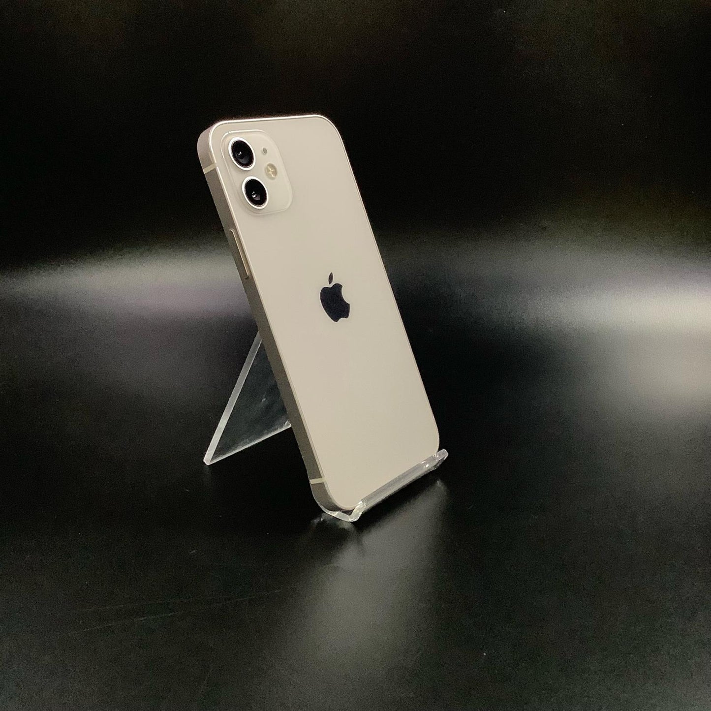 【全額返金保証】【最速発送】Apple iPhone iPhone 12 64GB ホワイト au 白ロム 美品 動作確認済 84%