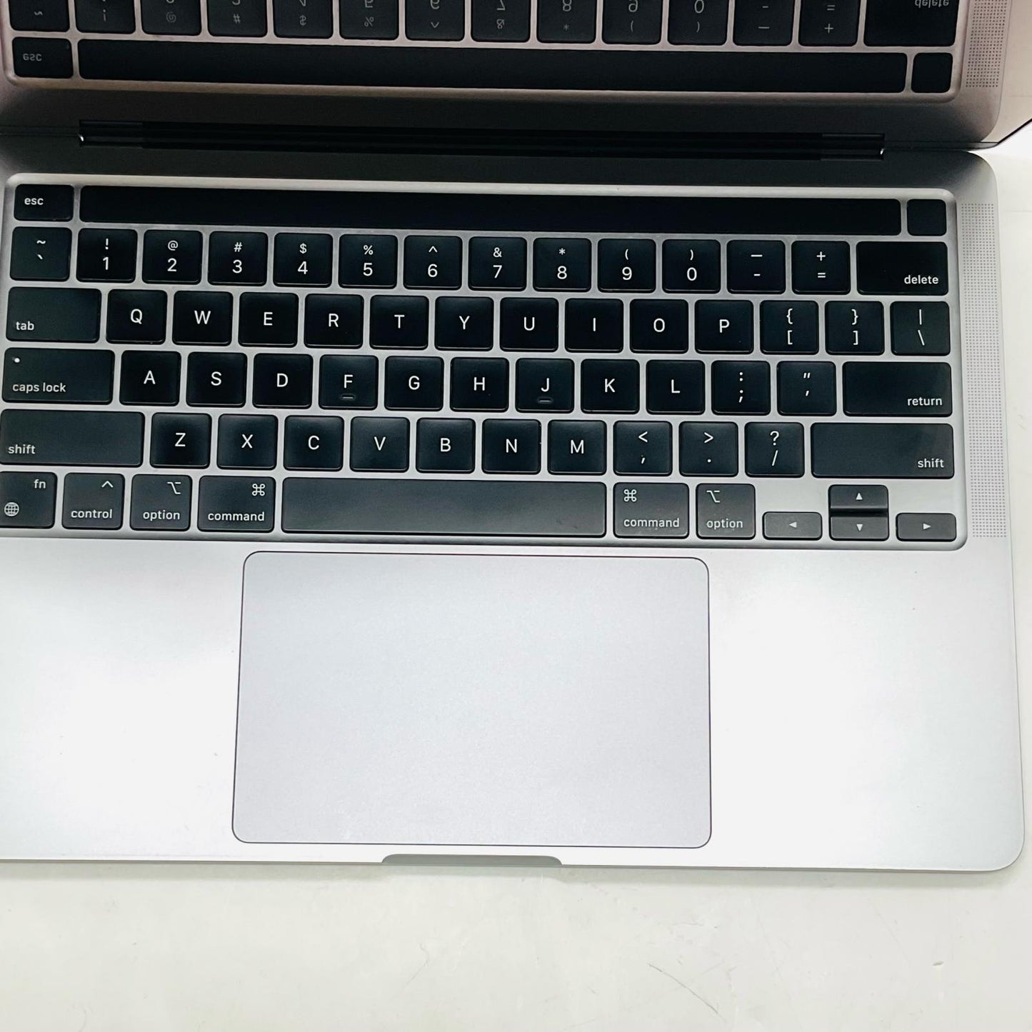 【最速発送】Apple MacBook Pro Pro 13インチ 2020 Apple M1 8GB 256GB スペースグレイ 51%【難有】