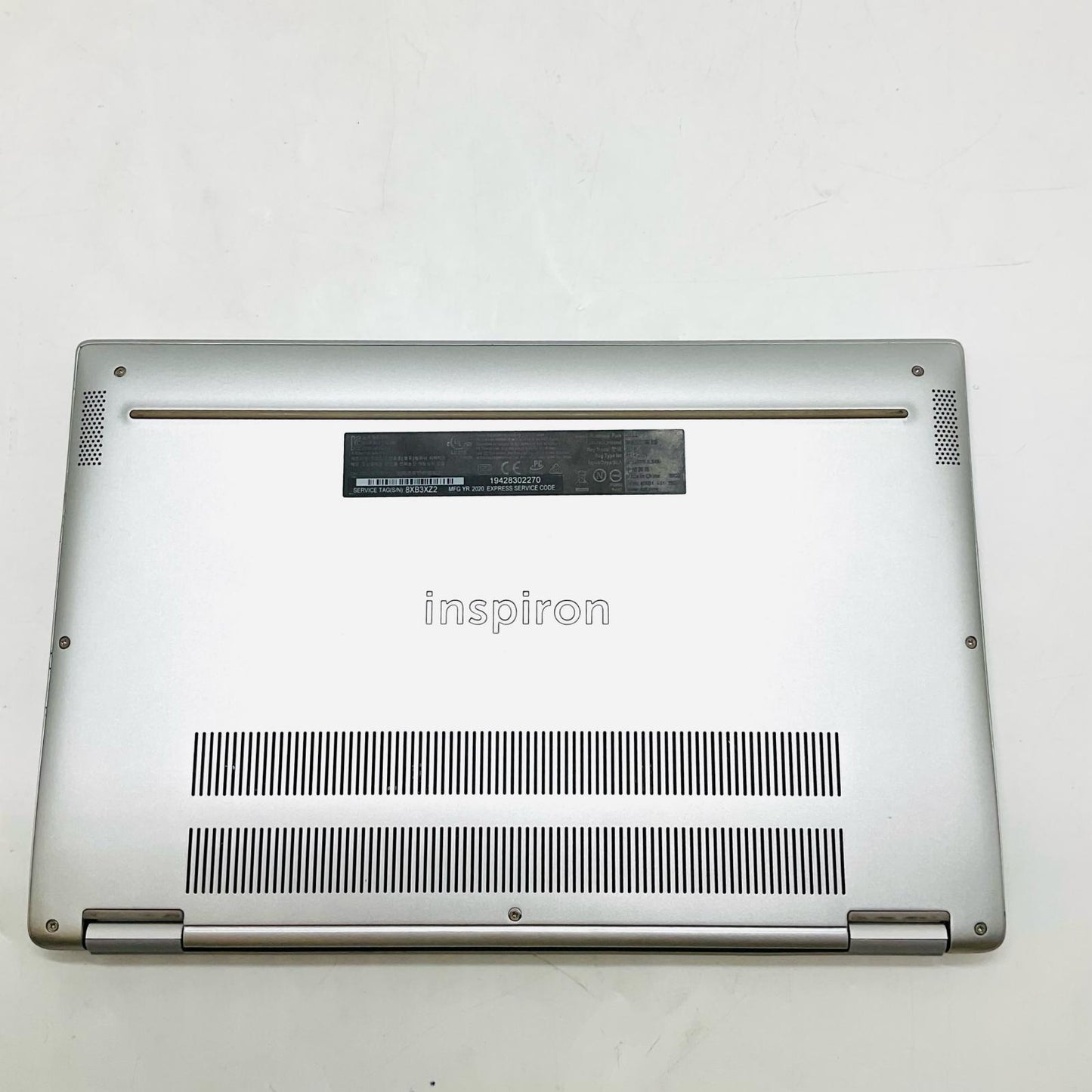 【最速発送】DELL Inspiron 7391 P114G001 i7-10510U 8GB SSD 512GB GeForce MX250 41.4%【難有】