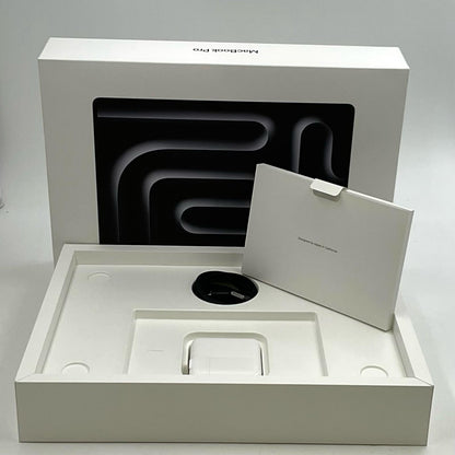 【全額返金保証】【最速発送】Apple MacBook Pro 14インチ Apple M5 24GB 1TB スペースブラック 100% 超美品 動作確認済
