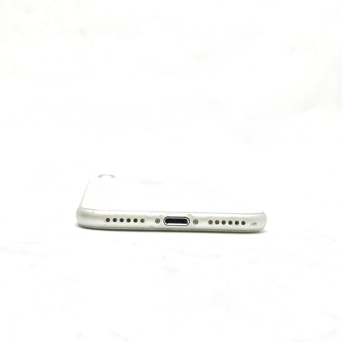 【全額返金保証】【最速発送】Apple iPhone iPhone 8 64GB ホワイト au 白ロム 動作確認済 89%