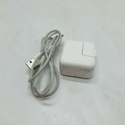 【全額返金保証】【最速発送】Apple iPad iPad 9.7インチ 第5世代 32GB シルバー WiFi+Cellular docomo 白ロム 動作確認済