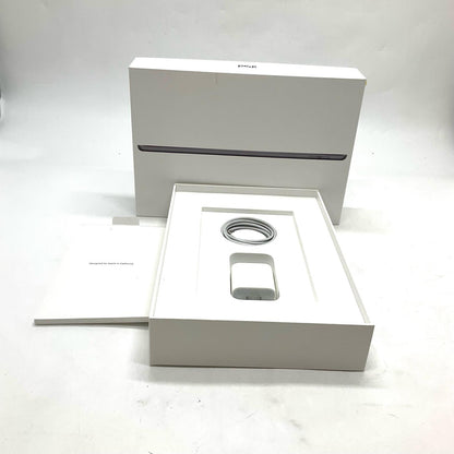 【全額返金保証】【最速発送】Apple iPad iPad 10.2インチ 第9世代 64GB スペースグレイ Wi-Fi 美品 動作確認済