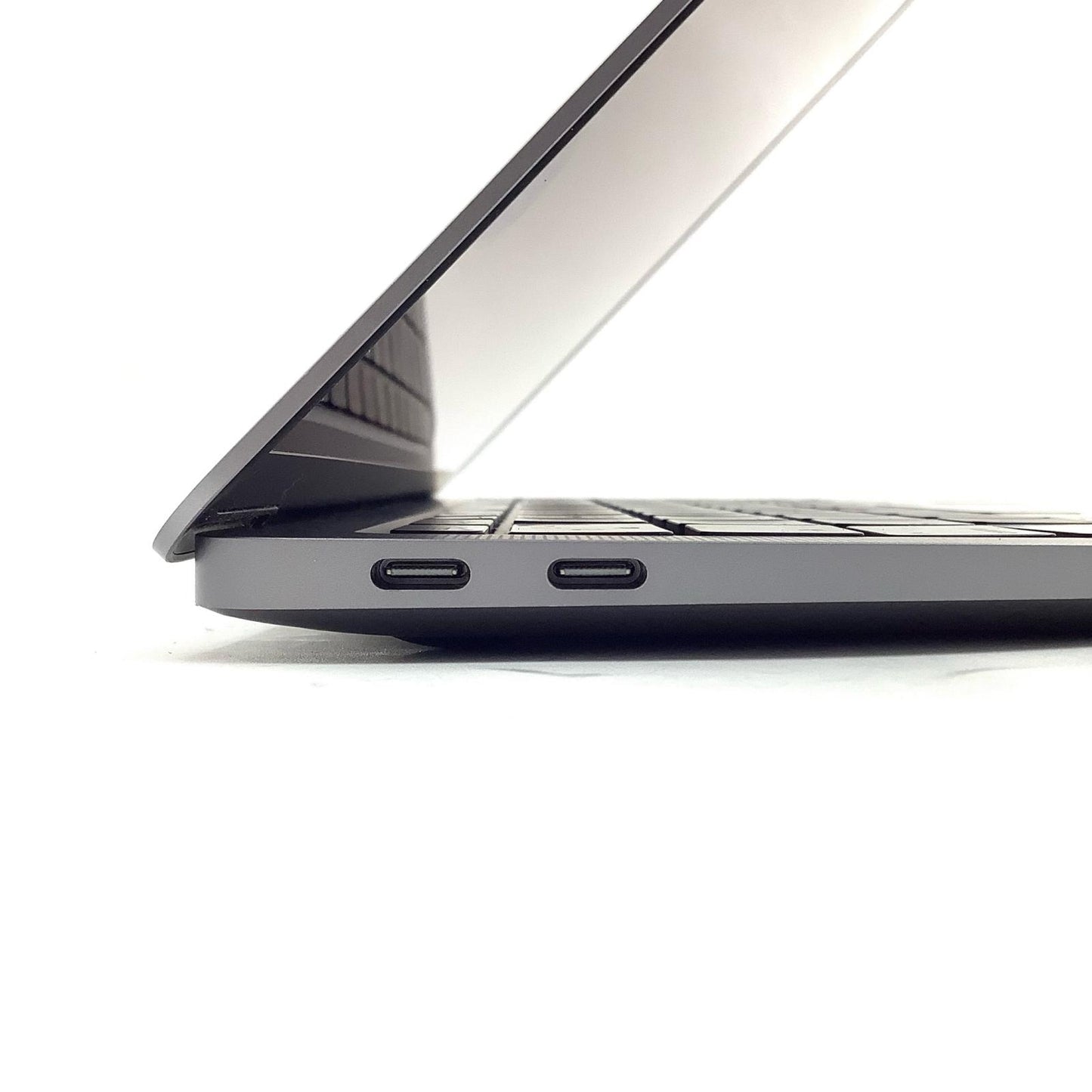 【全額返金保証】【最速発送】Apple MacBook Air 13インチ 2020 M1 8コア 16GB 256GB スペースグレイ 97% 美品 動作確認済