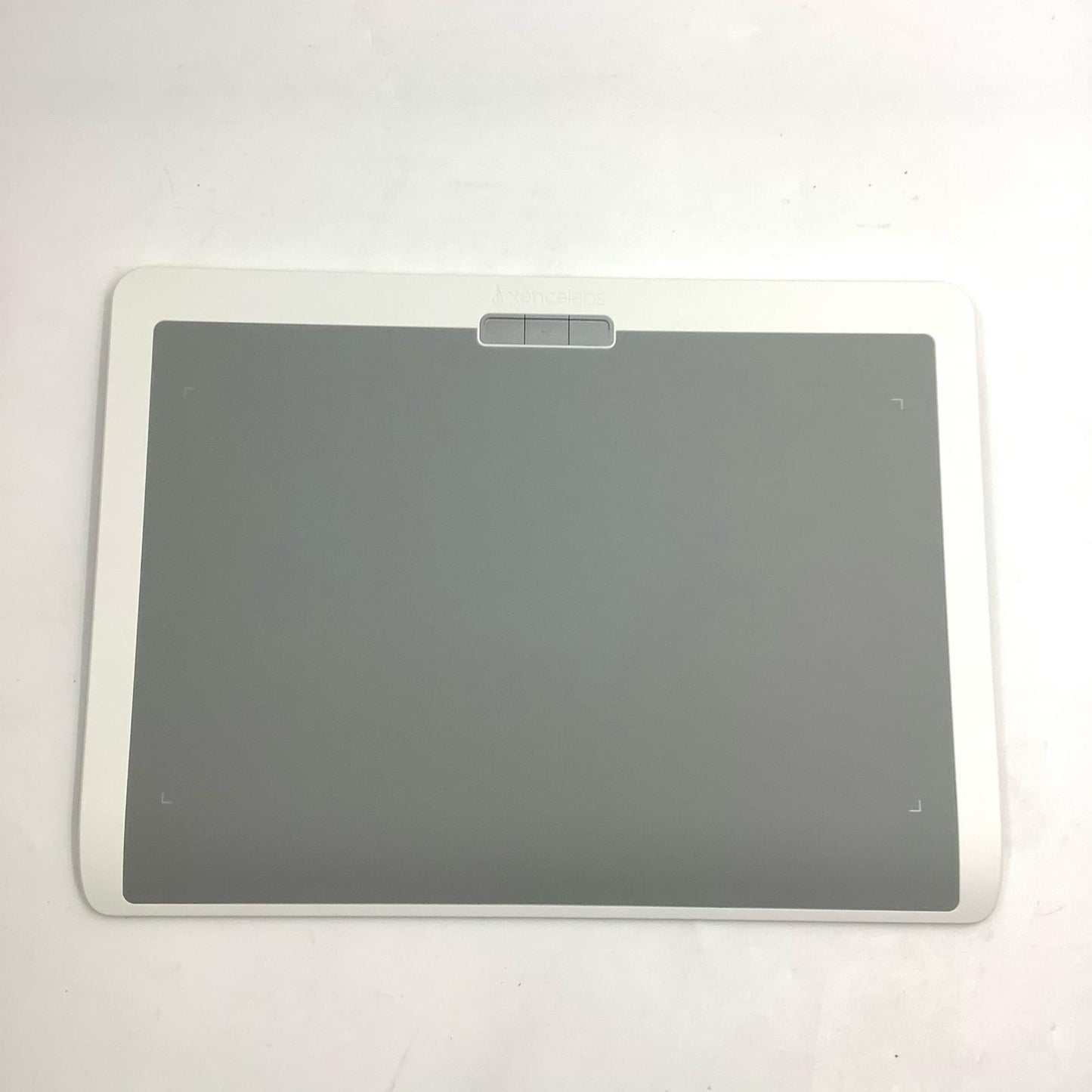 【全額返金保証】【最速発送】Xencelabs Xencelabs ペンタブレット Medium バンドル SE XMCTBMJPKR-SE 美品 動作確認済