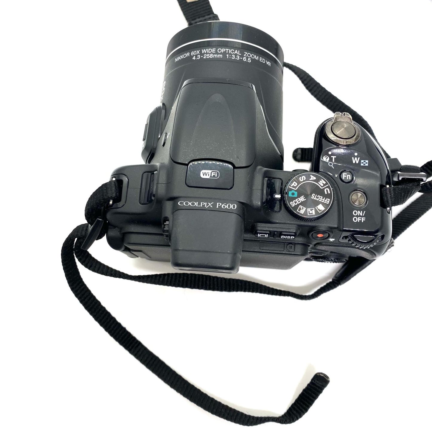 【全額返金保証】【最速発送】Nikon コンパクトデジタルカメラ COOLPIX P600 動作確認済