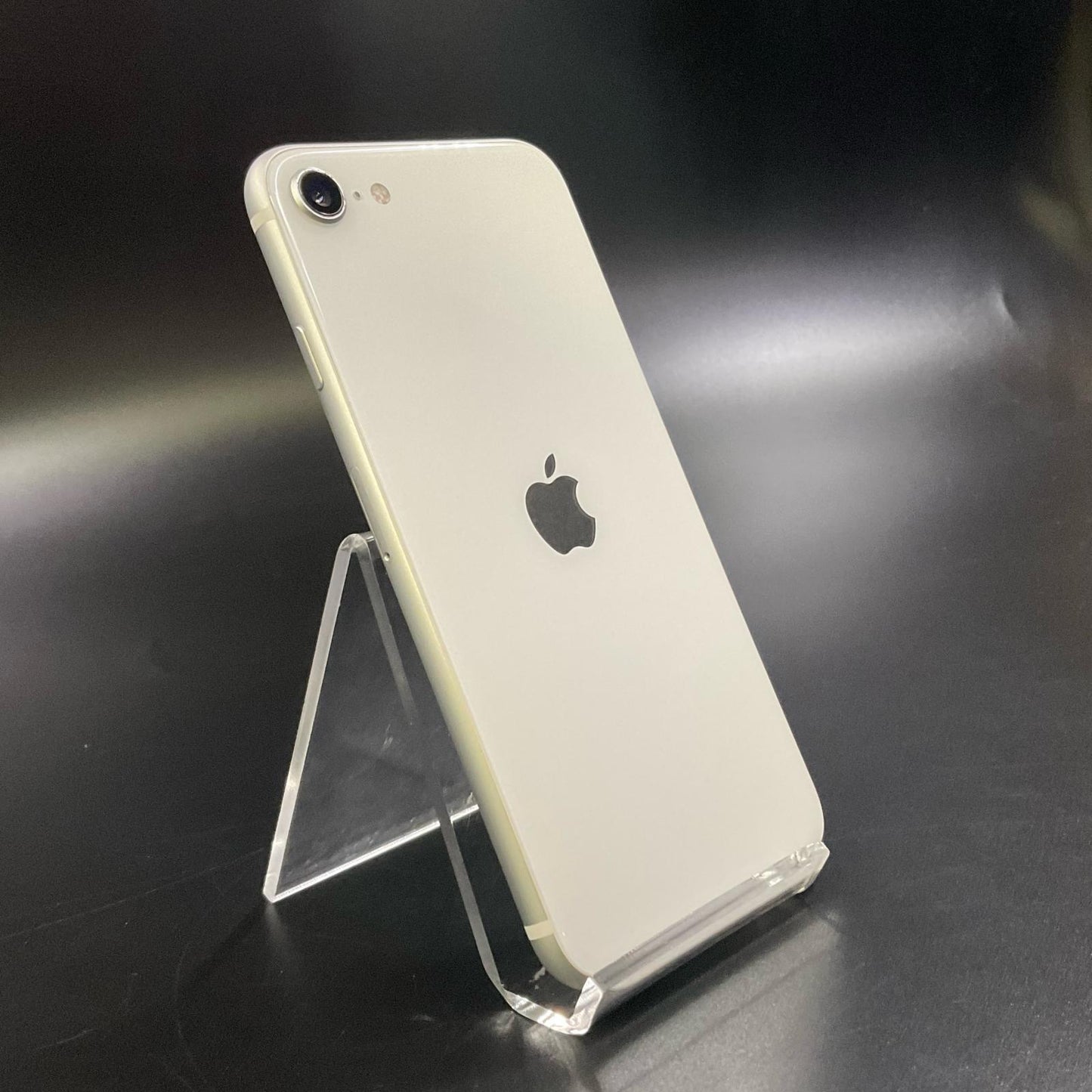 【全額返金保証】【最速発送】Apple iPhone iPhone SE（第2世代） 64GB ホワイト Softbank 白ロム 動作確認済 75%