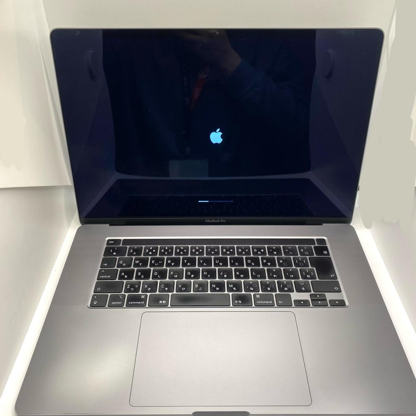 【最速発送】Apple MacBook Pro 16インチ 2019 2.3GHz 8コア Intel Core i9 16GB 1TB シルバー【難有】
