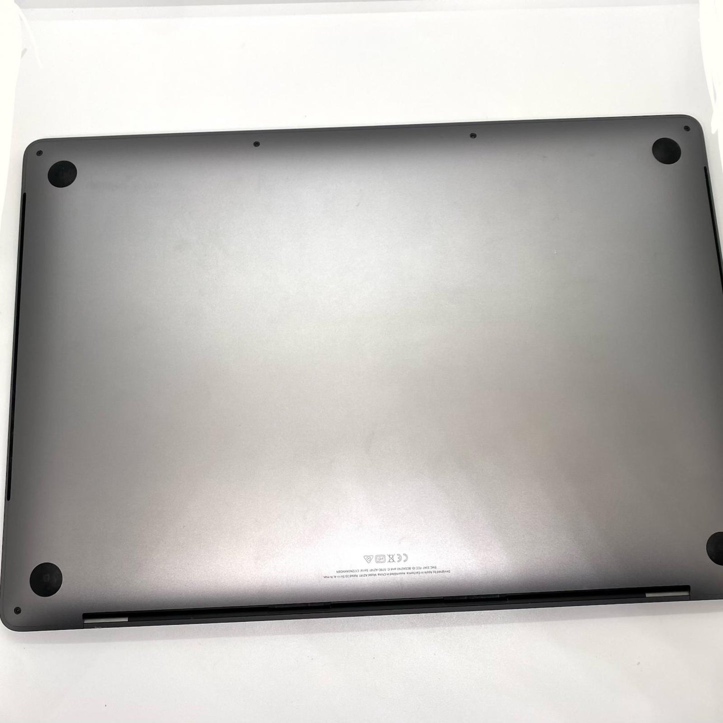 【最速発送】Apple MacBook Pro 16インチ 2019 2.3GHz 8コア Intel Core i9 16GB 1TB シルバー【難有】