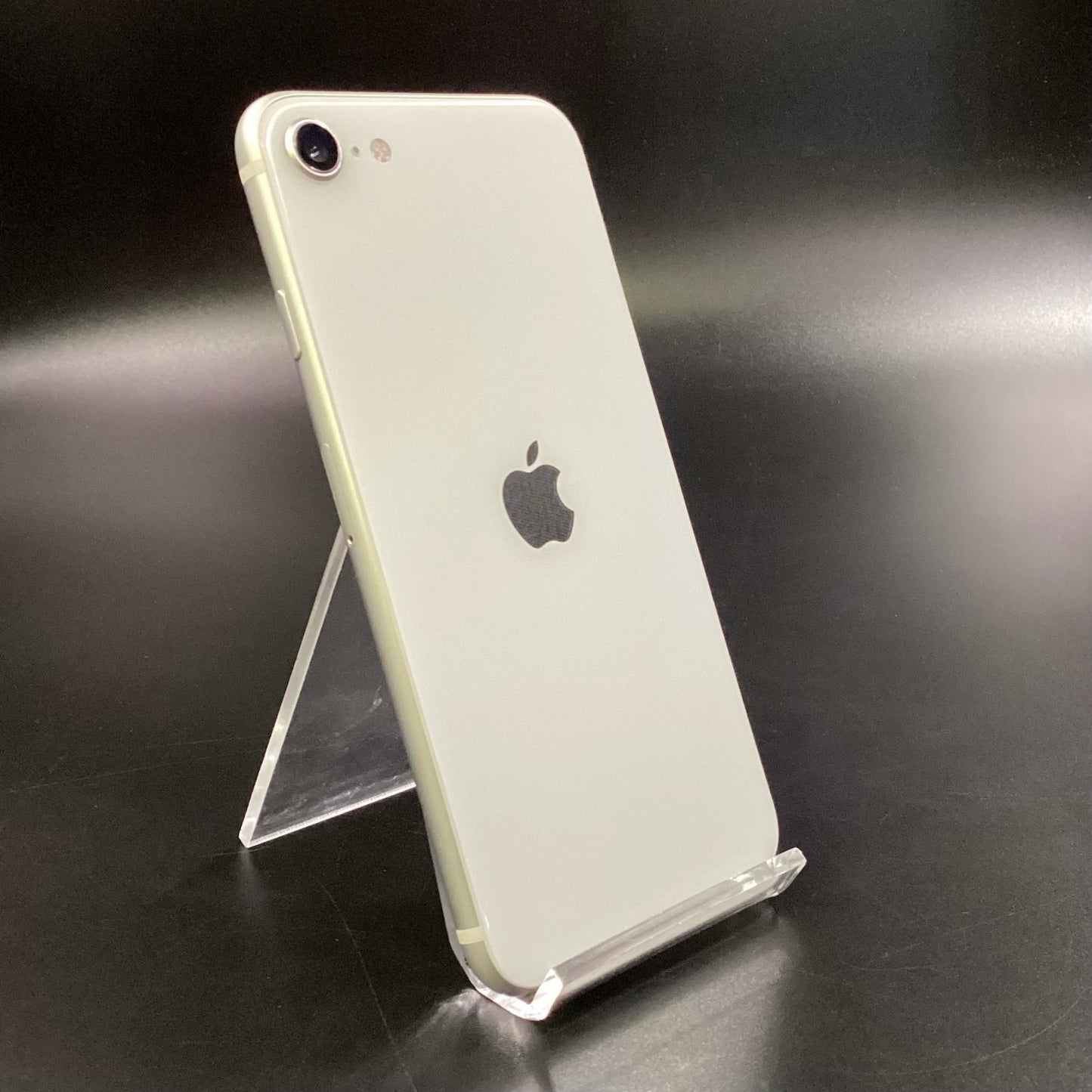 【全額返金保証】【最速発送】Apple iPhone iPhone SE（第2世代） 64GB ホワイト SIMフリー 白ロム 動作確認済 77%