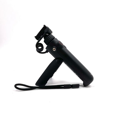 【全額返金保証】【最速発送】DJI OSMO ACTION MULTIFANCTIONAL CHARGING HANDLE 多機能充電ハンドル 美品 動作確認済
