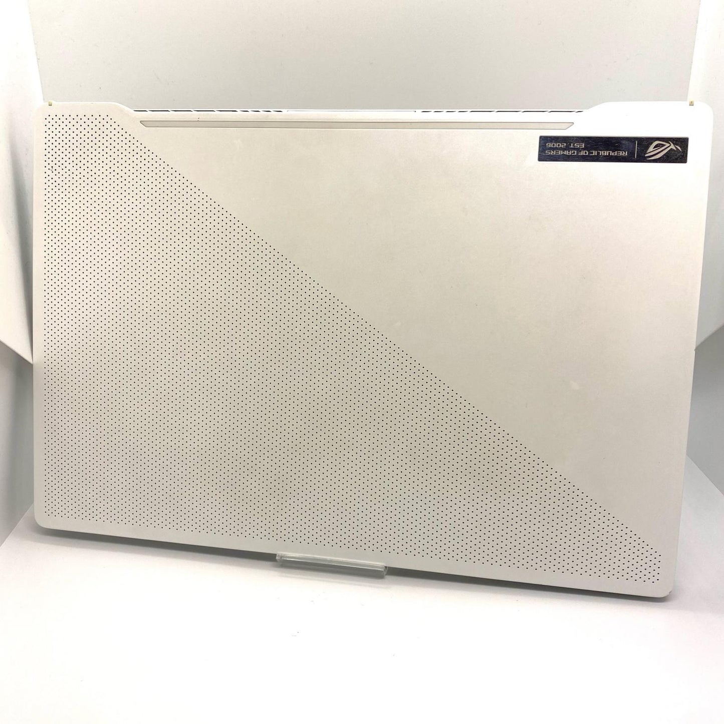 【全額返金保証】【最速発送】ASUS Zephyrus G14 GA401I AMD Ryzen 7 4800HS with Radeon Graphics 16GB SSD 512GB NVIDIA GeForce GTX 1650 Ti (4GB) 78% 動作確認済