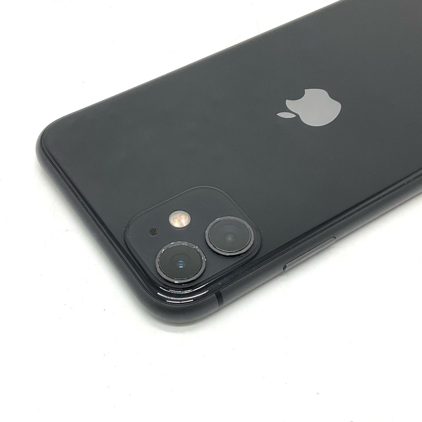 【全額返金保証】【最速発送】Apple iPhone iPhone 11 128GB ブラック Softbank SIMフリー 白ロム 動作確認済 71%