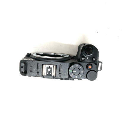 【全額返金保証】【最速発送】Nikon デジタル一眼 Z30 ボディ 動作確認済