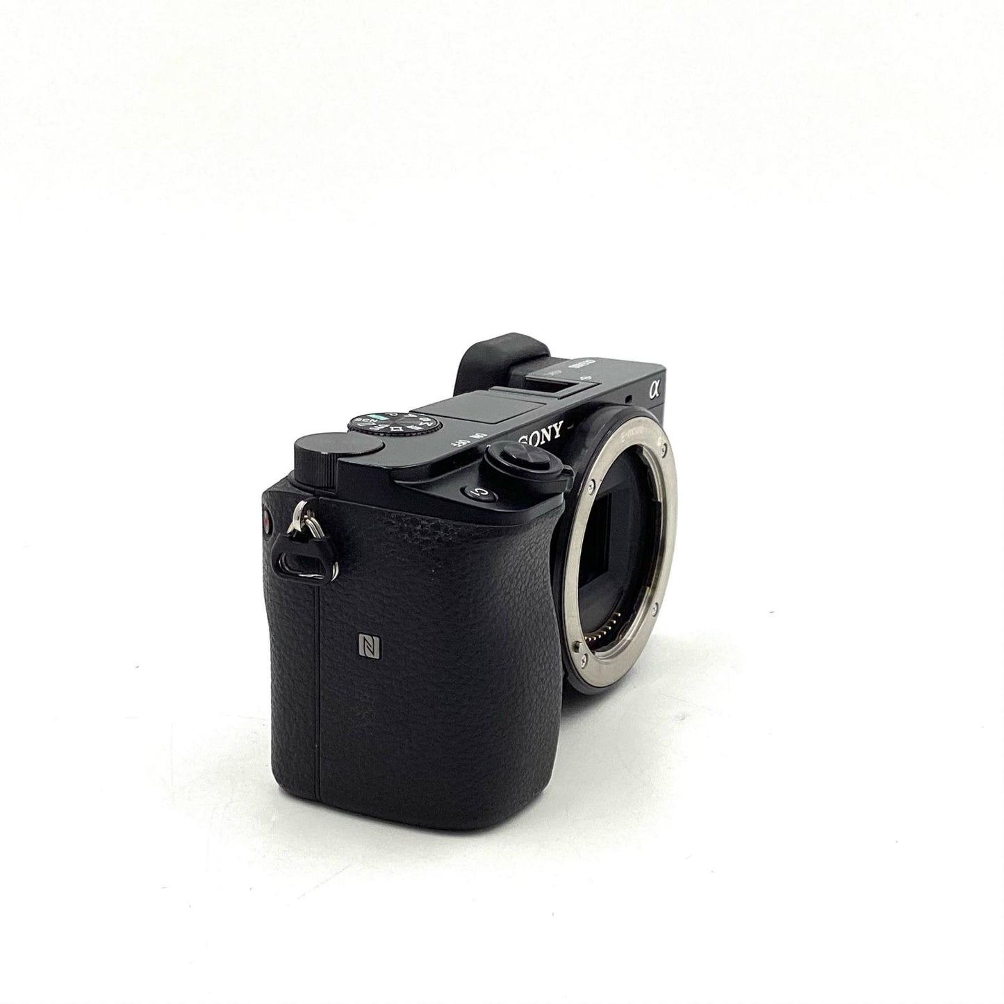 【全額返金保証】【最速発送】Sony デジタル一眼 α6100 ボディ ILCE-6100 ブラック 美品 動作確認済