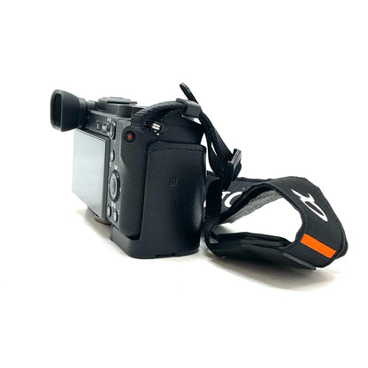 【全額返金保証】【最速発送】Sony デジタル一眼 α6400 ボディ ブラック ILCE-6400 美品 動作確認済