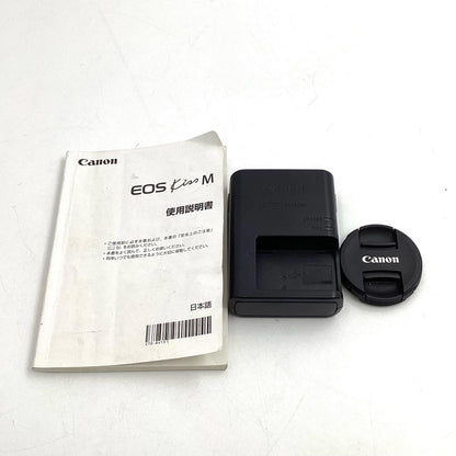 【全額返金保証】【最速発送】Canon デジタル一眼 EOS kiss M 15-45mm F3.5-6.3 IS STM レンズキット ブラック 美品 動作確認済