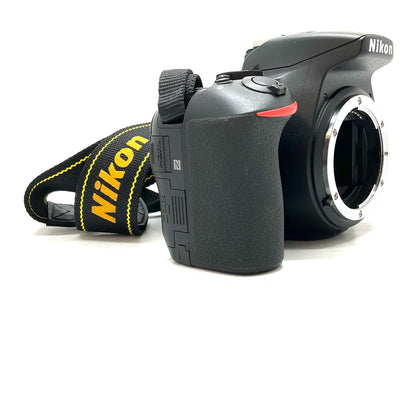 【全額返金保証】【最速発送】Nikon デジタル一眼 D5600 ボディ 美品 動作確認済