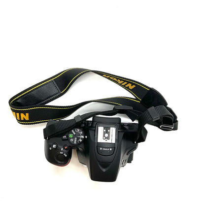 【全額返金保証】【最速発送】Nikon デジタル一眼 D5600 ボディ 美品 動作確認済