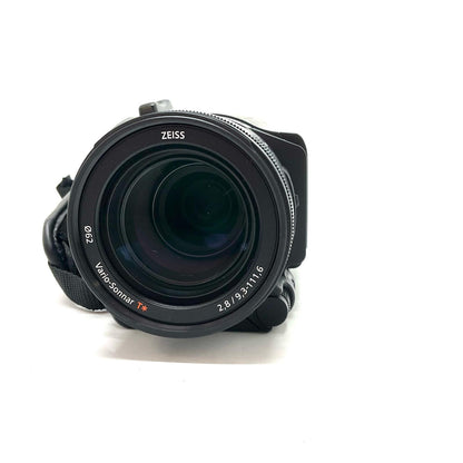【全額返金保証】【最速発送】Sony FDR-AX700 美品 動作確認済