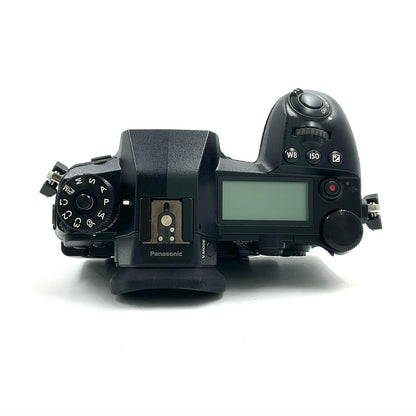 【全額返金保証】【最速発送】Panasonic デジタル一眼 LUMIX DC-G9 PRO ボディ 美品 動作確認済