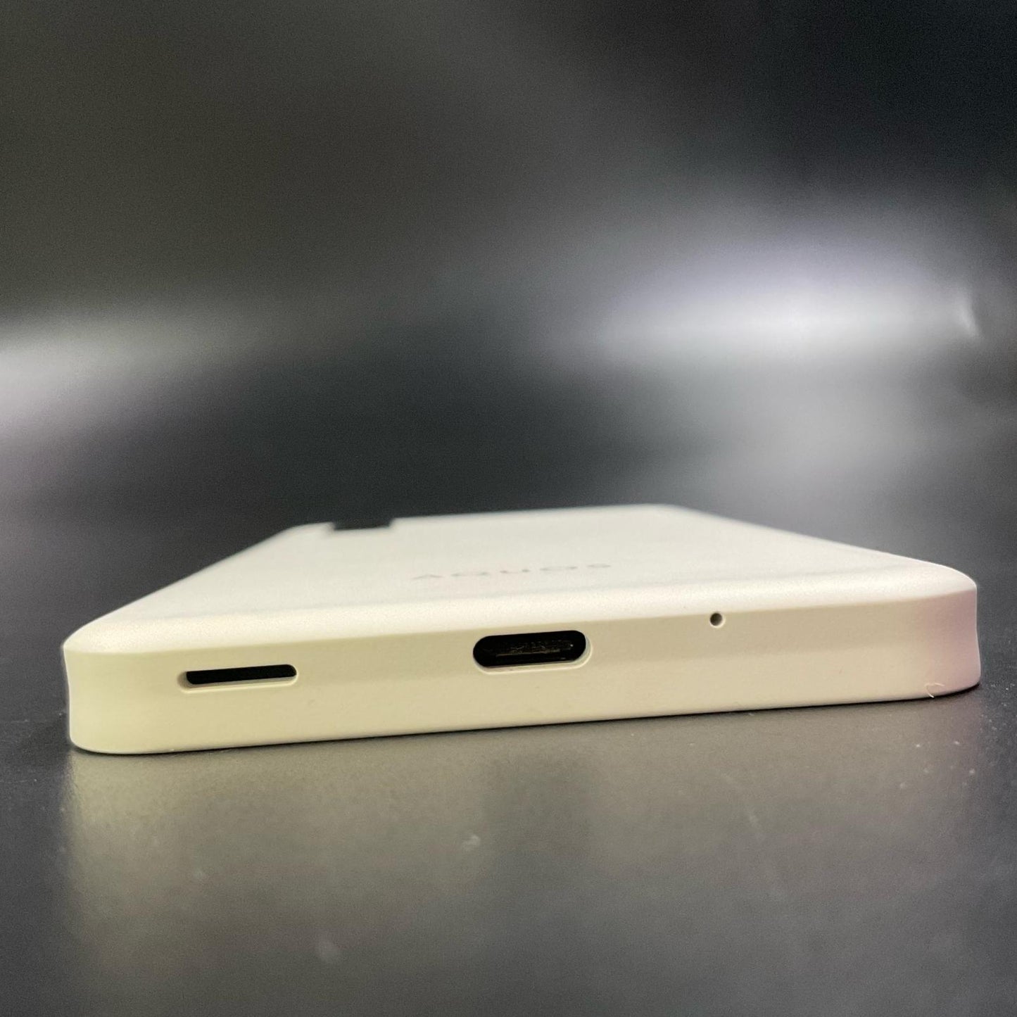 【全額返金保証】【最速発送】SHARP AQUOS wish 3 64GB ホワイト SIMフリー SH-M25 白ロム 美品 動作確認済