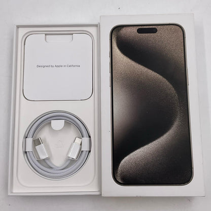 【全額返金保証】【最速発送】Apple iPhone iPhone 15 Pro Max 256GB ナチュラルチタニウム au 白ロム 超美品 動作確認済 100%