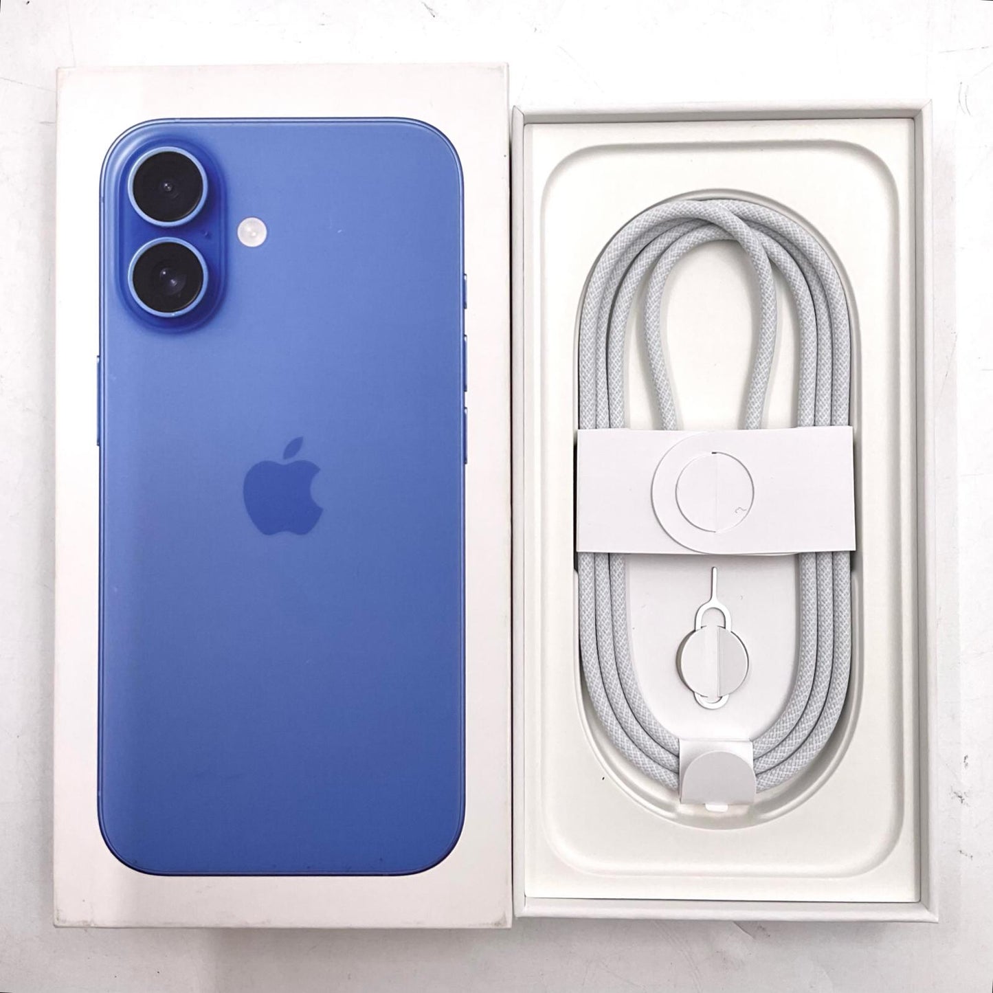 【全額返金保証】【最速発送】Apple iPhone iPhone 16 128GB ウルトラマリン Softbank 美品 動作確認済 100%