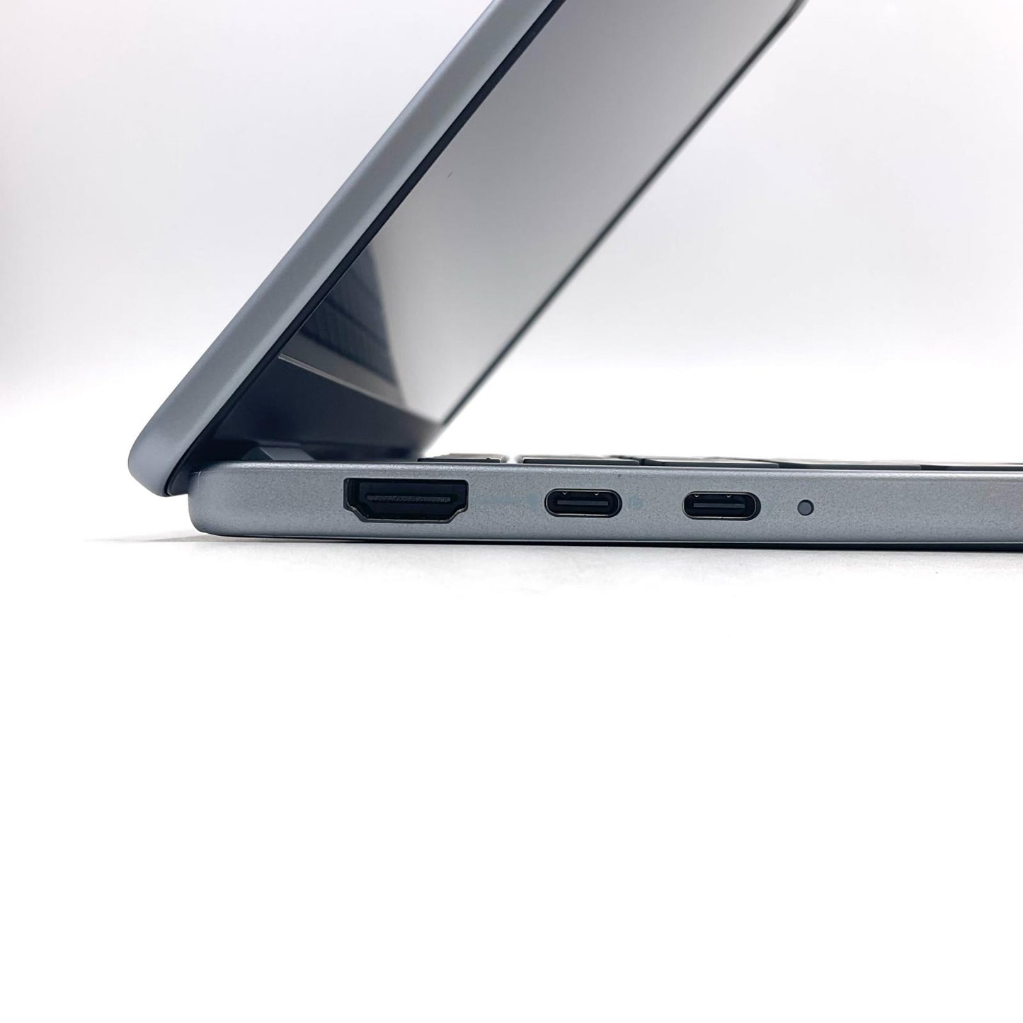 【全額返金保証】【最速発送】DELL 16 Plus DB16250 P137F001 Intel Core Ultra 7 258V 32GB M.2 SSD 1TB 96.3% 超美品 動作確認済