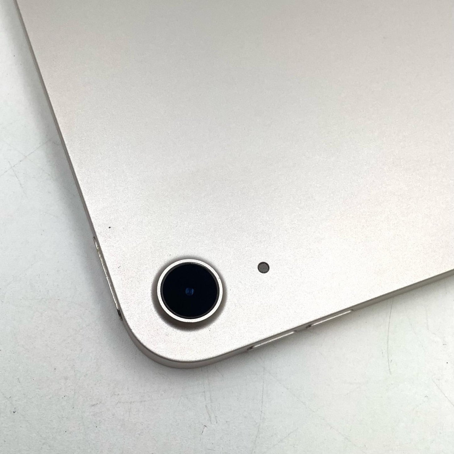 【全額返金保証】【最速発送】Apple iPad Air 10.9インチ 第5世代 256GB スターライト Wi-Fi 動作確認済