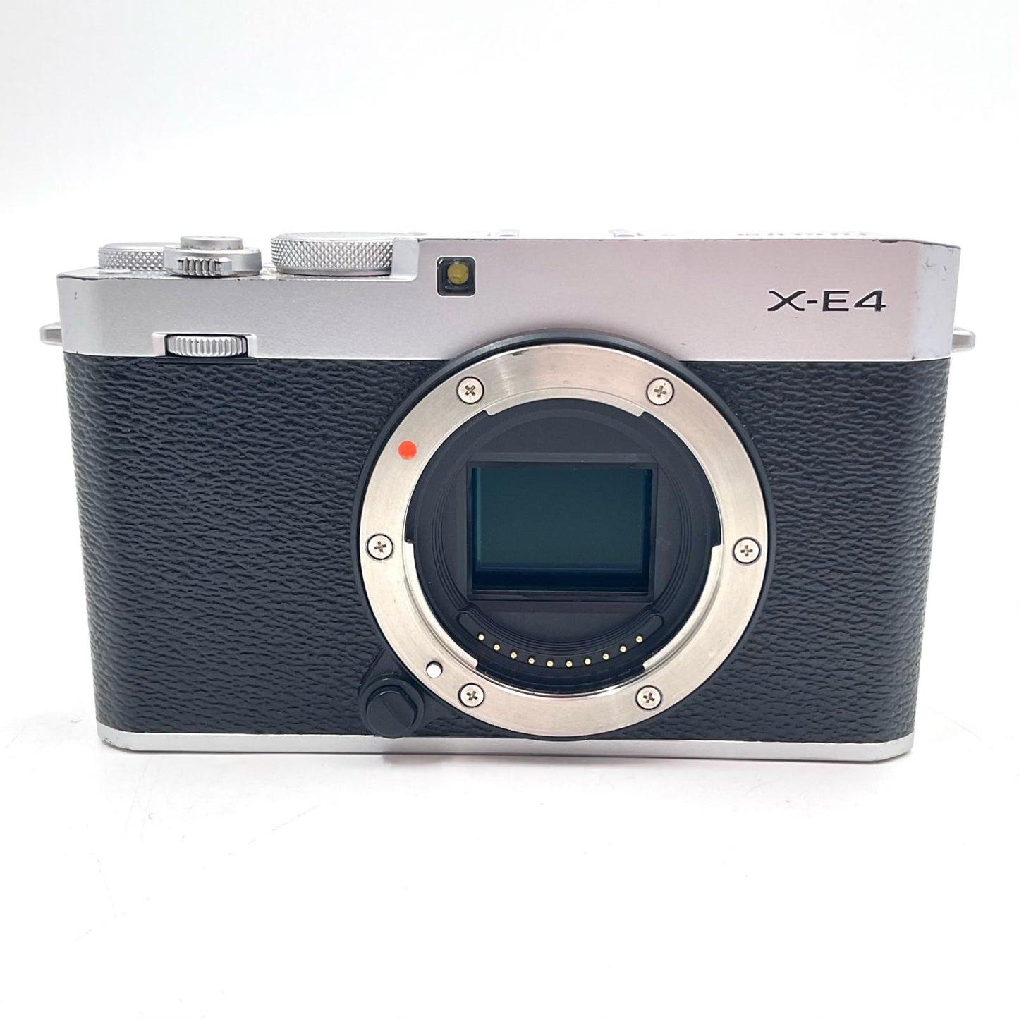【全額返金保証】【最速発送】FUJIFILM デジタル一眼 X-E4 シルバー 動作確認済